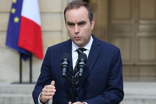 Nový francouzský premiér Lecornu podal demisi. Několik hodin poté, co sestavil vládu - Novinky